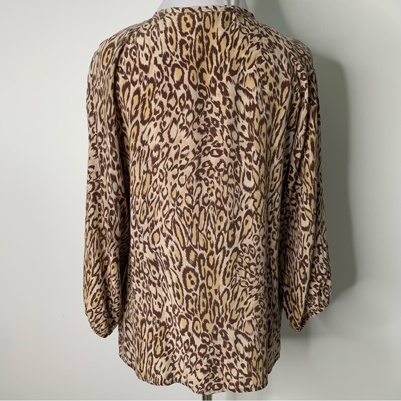 Tucker Women's Leopard Print Long Sleeve 100% Silk Blouse Size Small - Picture 10 of 14